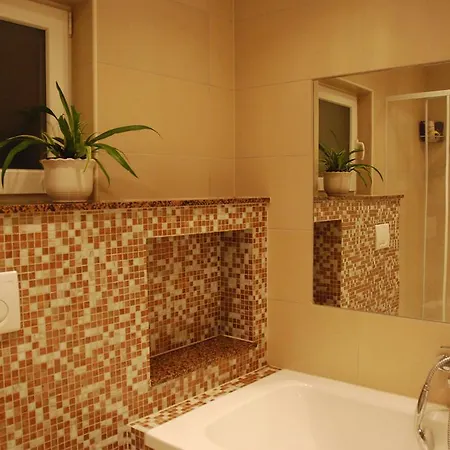 Am Berggarten Apartman *